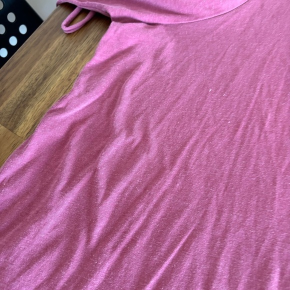 TORRID Classic Fit Cotton Crew Neck Slasher Tee. Size 2X. 18-20. NWT - Picture 12 of 14